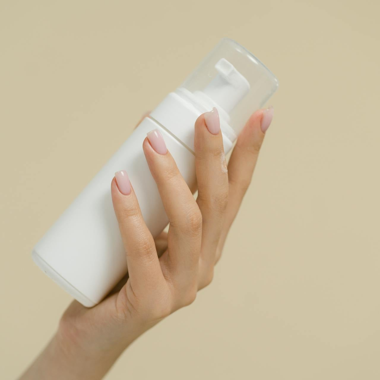 From Concept to Shelf: What to Expect When You Work with a Contract Manufacturer